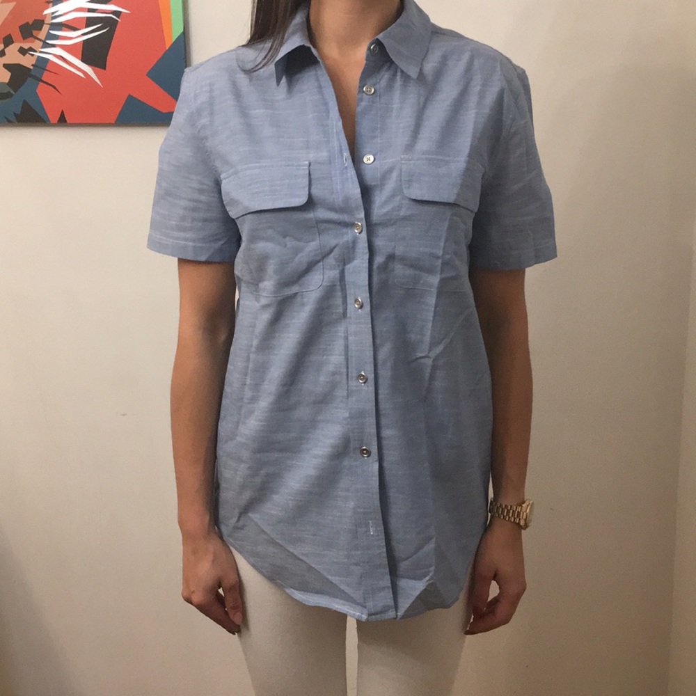 Equipment short sleeve button down